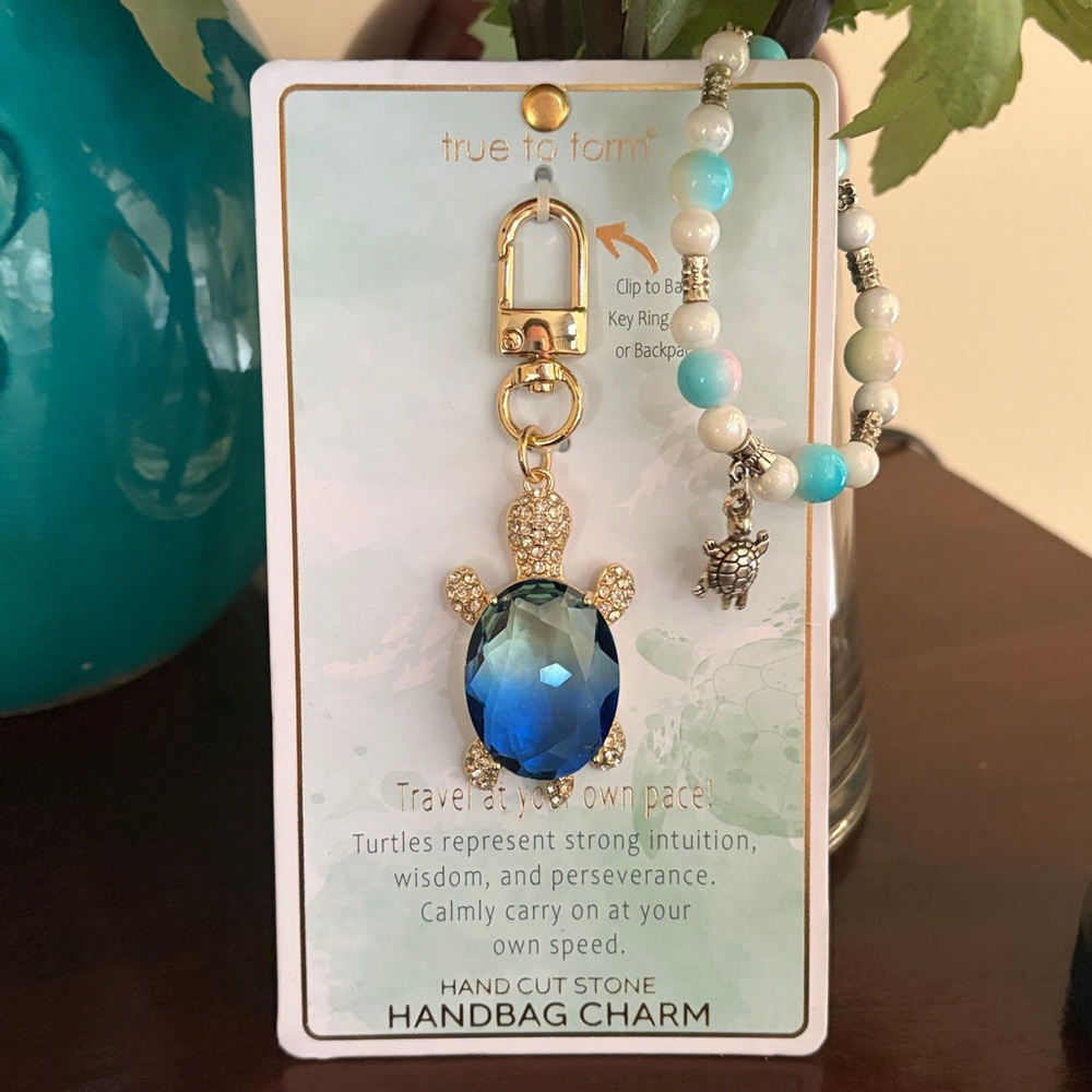 NWT Turtle Bag Charm/Keychain and glass bead turtle charm bracelet